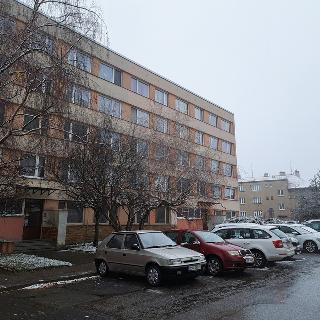 Pronájem bytu 1+1 28 m² Kladno, Benešovská