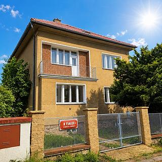 Pronájem rodinného domu 250 m&sup2; Praha