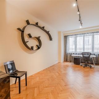 Prodej bytu 3+1 130 m² Praha, Dlouhá