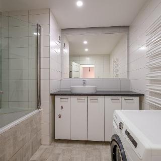 Prodej bytu 4+1 97 m² Praha, Kardašovská