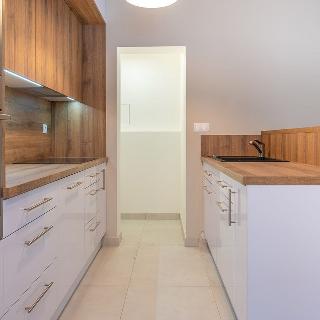 Pronájem bytu 3+kk 82 m² Praha, Šífařská