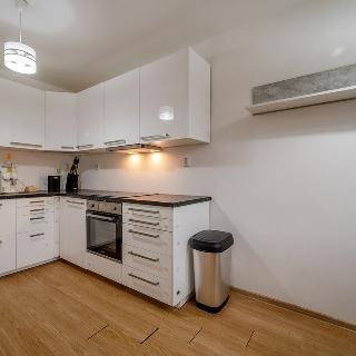 Prodej bytu 4+1 97 m² Praha