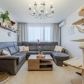 Prodej bytu 4+1 82 m&sup2; Praha