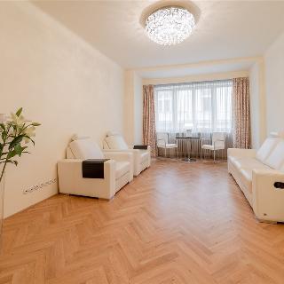 Prodej bytu 3+1 130 m² Praha, Dlouhá