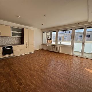 Pronájem bytu 3+kk 71 m² Praha