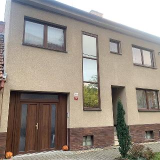 Dražba rodinného domu 295 m² Ořechov, U Kostela