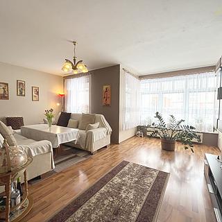 Pronájem bytu 3+kk 75 m&sup2; Kaplice