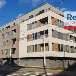 Pronájem bytu 2+kk 56 m² Pardubice, Štrossova