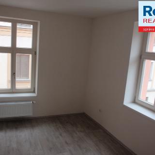 Pronájem bytu 2+kk 34 m² Liberec, Na Kopečku