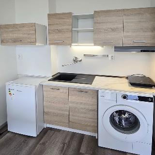 Pronájem bytu 1+kk a garsoniéry 20 m² Liberec, Na Pískovně