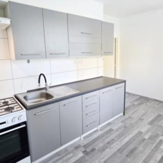 Pronájem bytu 3+1 72 m² Jablonec nad Nisou, Mechová