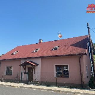 Prodej rodinného domu 230 m² Suchovršice, 