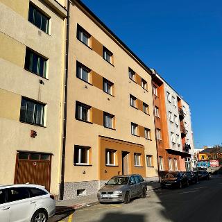 Prodej činžovního domu 1 162 m² Náchod, Žižkova