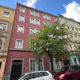 Pronájem kanceláře 74 m² Praha, Belgická