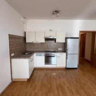 Pronájem bytu 2+kk 55 m² Černošice