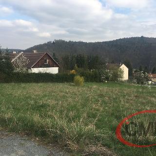 Prodej stavební parcely 825 m² Štěchovice