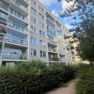 Prodej bytu 3+1 75 m² Praha, Janského