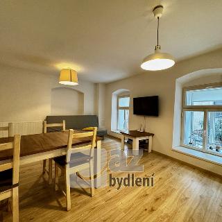 Prodej bytu 2+kk 64 m² Tábor, Kotnovská