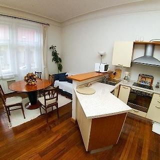 Pronájem bytu 3+kk 79 m² Praha, Truhlářská