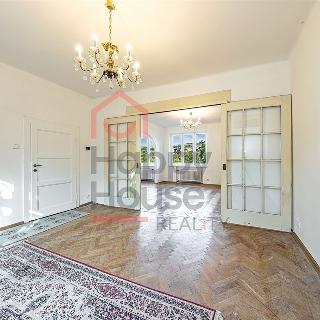 Pronájem bytu 3+1 69 m² Praha, Podbělohorská