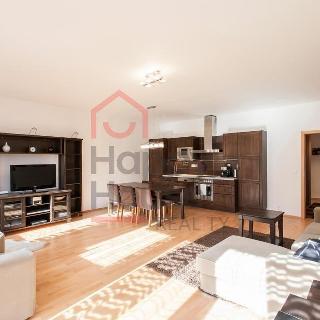 Pronájem bytu 3+kk 83 m² Praha, Na Neklance