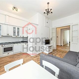 Pronájem bytu 3+kk 55 m² Praha, Varšavská