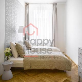 Pronájem bytu 2+kk 50 m² Praha