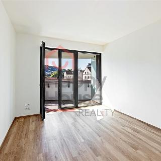 Pronájem bytu 2+kk 53 m² Praha, U Sluncové