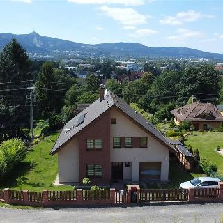 Pronájem rodinného domu 213 m² Liberec, Na Veseckém kopci