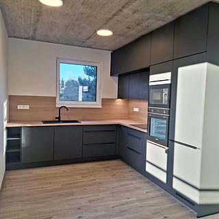 Pronájem bytu 3+kk 75 m&sup2; Liberec