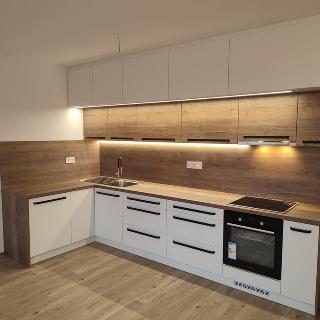 Pronájem bytu 3+kk 75 m² Liberec, Polní