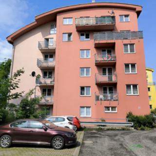 Prodej bytu 2+kk 56 m² Liberec VI-Rochlice, Nádvorní