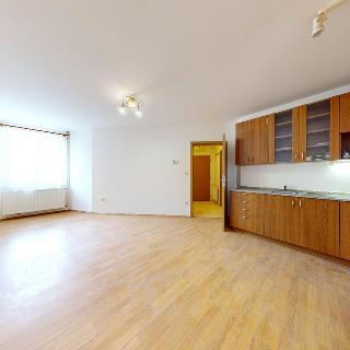 Pronájem bytu 1+kk a garsoniéry 31 m² Plzeň, Goethova