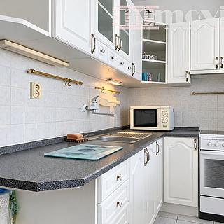 Pronájem bytu 2+1 60 m&sup2; Hradec Králové