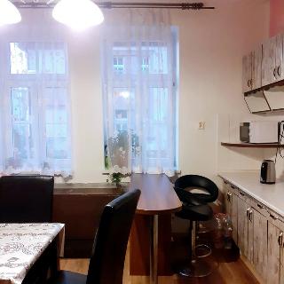 Pronájem bytu 2+1 65 m² Náchod, Myslbekova