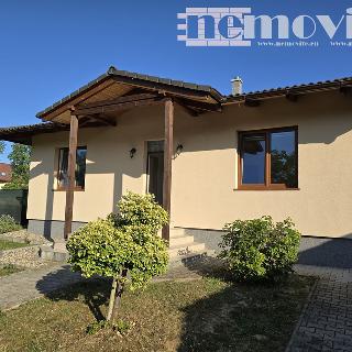 Prodej rodinného domu 105 m² Jesenice, Magnoliová