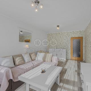 Pronájem bytu 2+1 62 m² Praha, Za valem