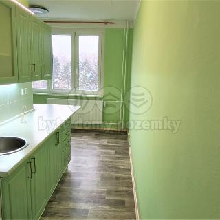 Pronájem bytu 2+1 59 m² Chomutov, Školní pěšina