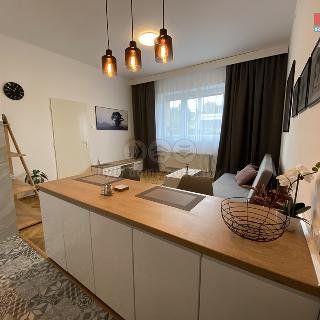 Pronájem bytu 2+kk 51 m² Liberec, Kunratická