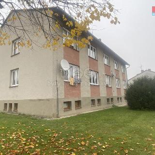 Pronájem bytu 3+kk 59 m² Volenice