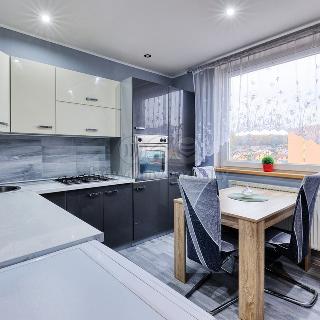 Prodej bytu 4+1 77 m² Chodov, Luční