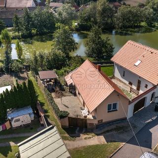 Prodej rodinného domu 80 m² Straškov-Vodochody