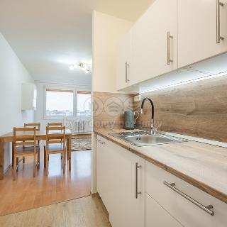 Pronájem bytu 2+kk 42 m² Praha, Amforová