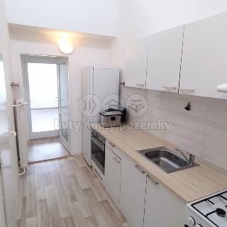 Pronájem bytu 4+1 76 m² Ostrava