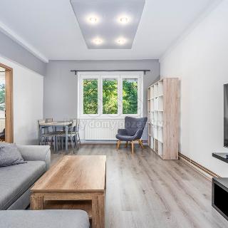 Prodej bytu 3+1 65 m² Lysá nad Labem, Sídliště