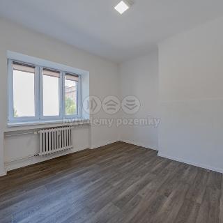 Prodej bytu 2+1 55 m² Vsetín, Josefa Sousedíka