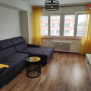 Pronájem bytu 2+1 50 m² Ostrava, Zelená