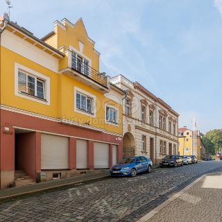 Pronájem bytu 3+1 120 m² Kynšperk nad Ohří, Maxima Gorkého