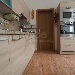 Prodej bytu 4+kk 93 m² Brno, Plotní