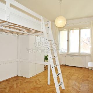 Prodej bytu 1+kk a garsoniéry 23 m² Praha, Veverkova